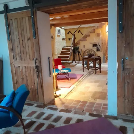 Guest house Le Moulin De Chamambard *