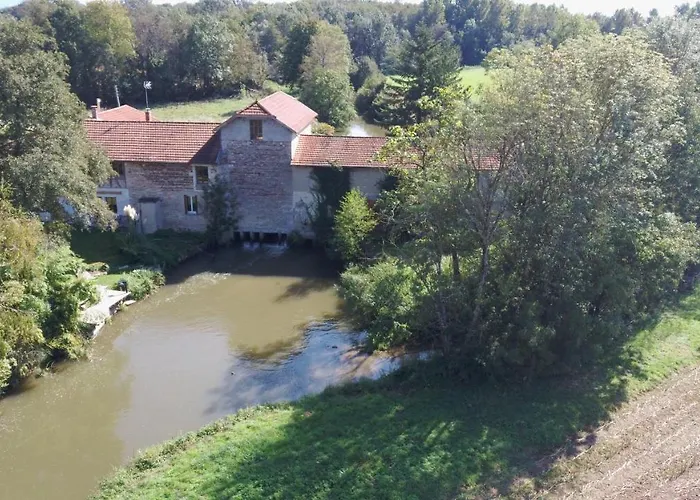 Affittacamere Le Moulin De Chamambard 3*